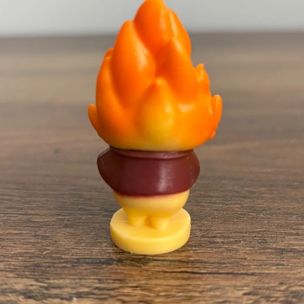 DISNEY Pixar CINDER LUMEN PVC Toy ELEMENTAL Movie Figure FIGURINE Cake Topper